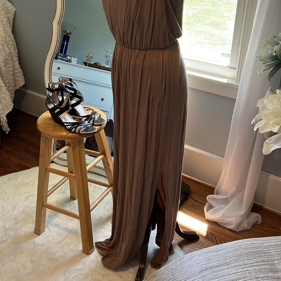 Long Epilogue Dress - Picture 5 of 5